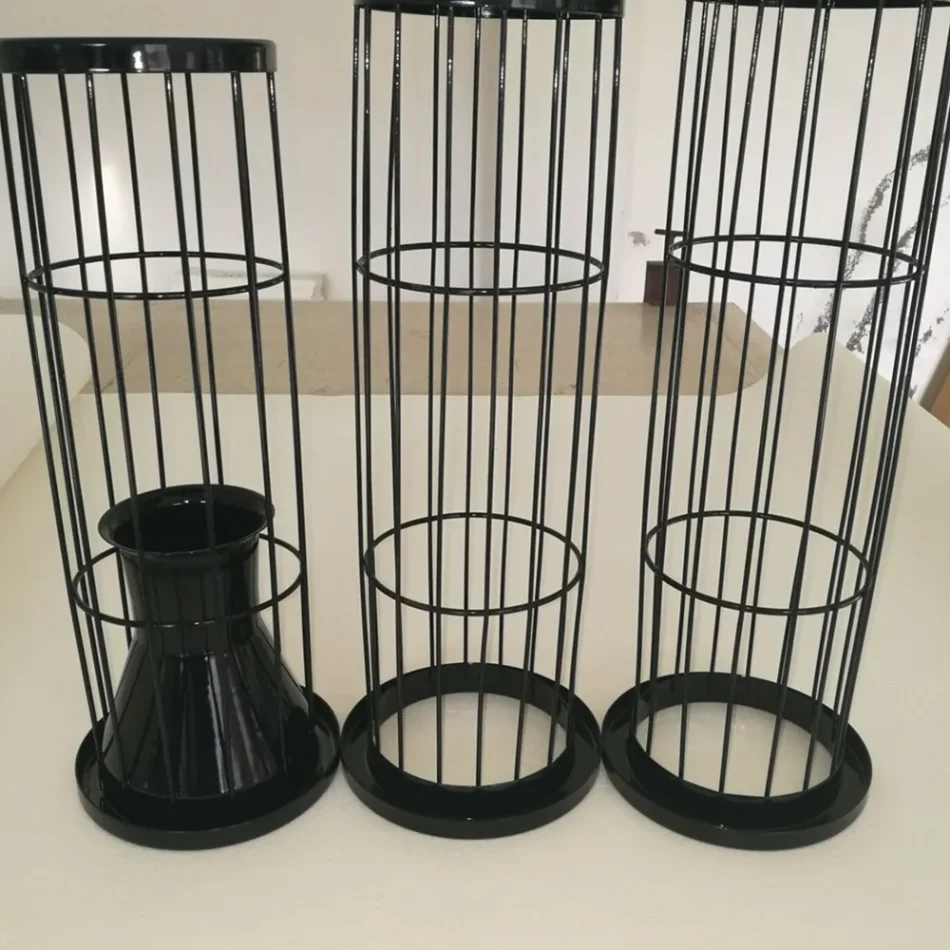 Industrial separation device for filtration