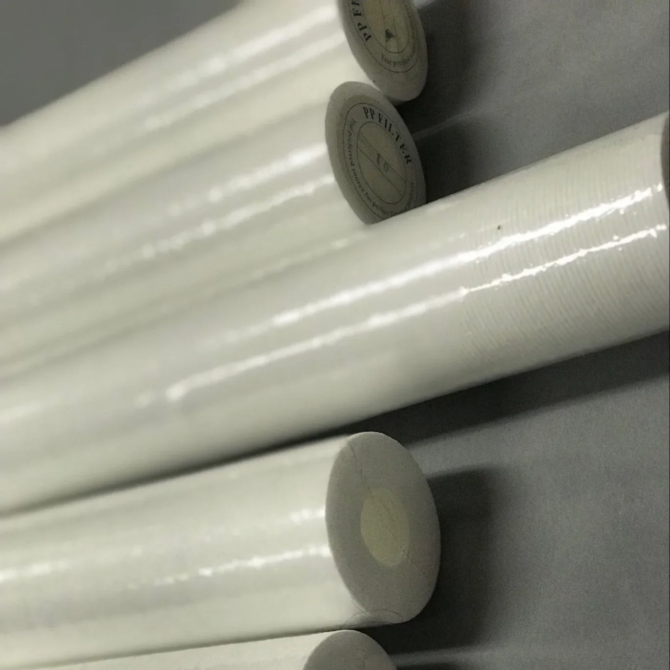 Filter separation device for industrial processes