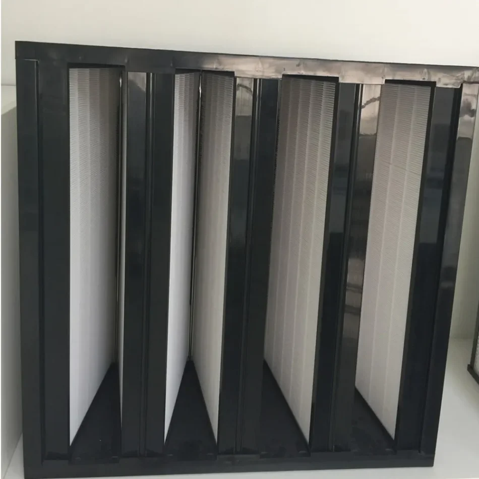 Compact filter and separation unit for industrial applications