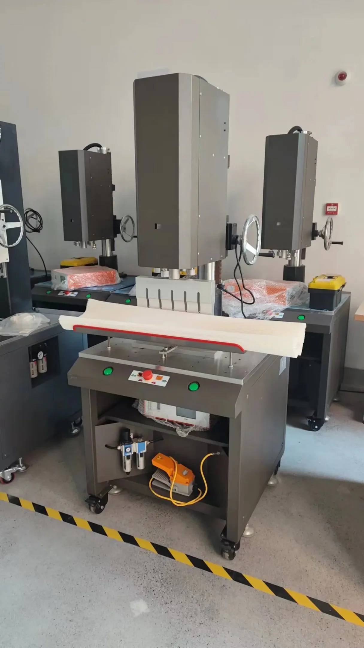 Industrial filter and separation equipment image