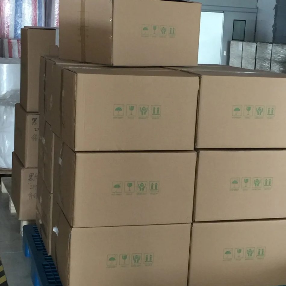 Durable industrial filter housing for heavy-duty use
