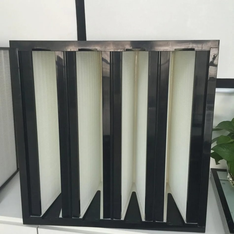 Heavy-duty industrial filter unit for demanding applications