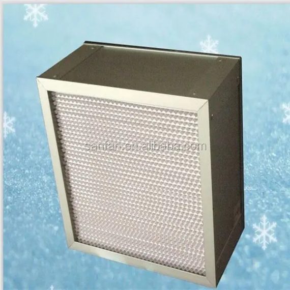 Industrial separation filter in operation